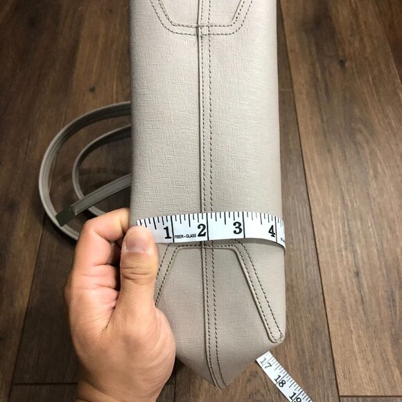 VINCE CAMUTO Leila Gray Saffiano Leather Shoulder Tote Travel Bag READ DESCRIPT. - Picture 8 of 12